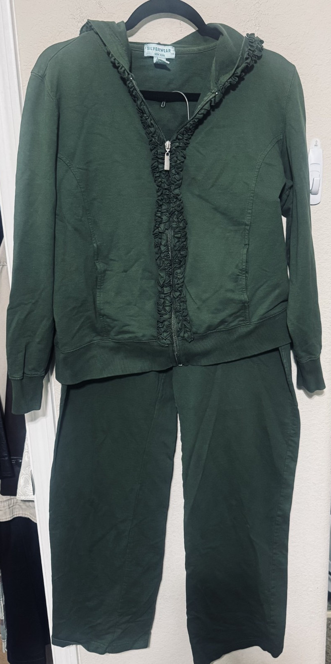 Womens Silverwear NY Fores Green lounge set sweatsuit zip up jacket & pants sz L